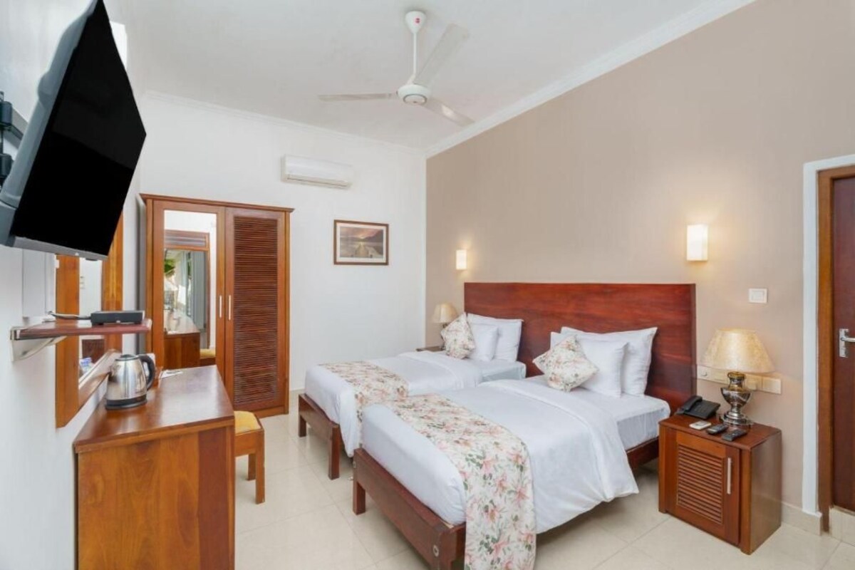 Kamar Twin Standar
