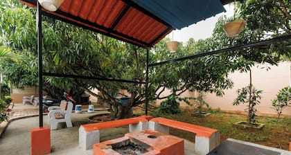 White Swan by Stayjadepoolbbqbonfire Mysore Rd