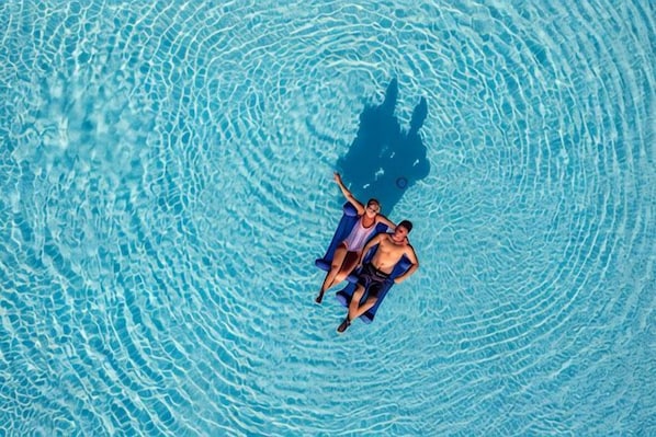 Unclassified image, 1 of 2, button - Holiday Inn Resort Vanuatu (Port Vila)