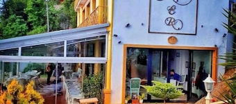 Bab-i Zer Konaklama ve Restaurant