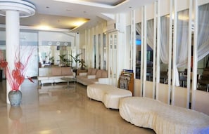 Khu sảnh