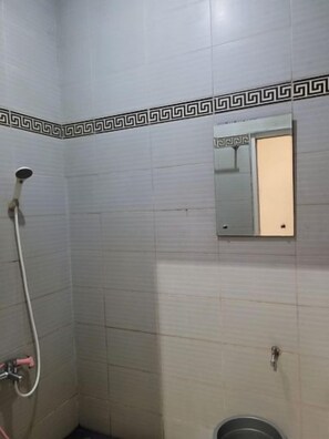 Unclassified image, 2 of 8, button - Hotel New Puri Ayu (Purwakarta)