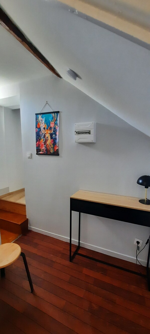 Unclassified image, 1 of 33, button - Sologne in the City - 2-Bedroom Cottage with Private Courtyard (Romorantin-Lanthenay)