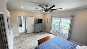Room - 2 bed 2 bath condo main level with one car garage in Carlton Lakes Jan-March (Naples)