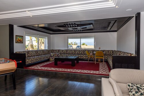 VINEA HOUSE 