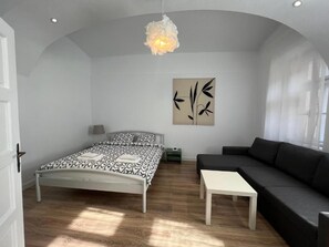 Interior - Your Cosy Home in Medieval Brasov (Brașov)