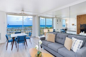 Unclassified image, 3 of 31, button - Welcome toIlikai Marina 1186 (Honolulu)