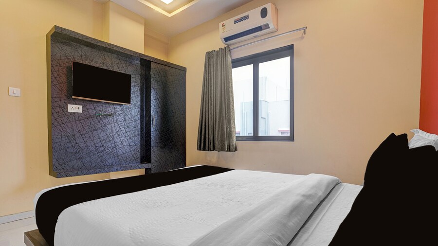 Hotel O Saibaba Temple Shirdi