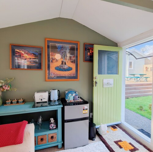 The Garden Nest – A Boulcott Retreat