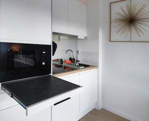 Private kitchen - L'appart by Authentic (Saint-Ghislain)