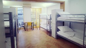 Room - Sleep Inn Hostel (Bucharest)