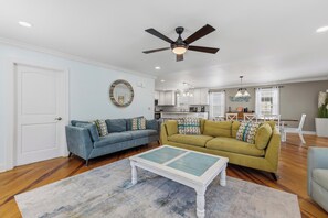 Unclassified image, 3 of 57, button - 🌊Spacious Beach Retreat: Ultimate Backyard Pool with Game Room🛝 (Carolina Beach)