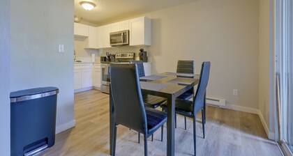 3 Mi to Olympia! Apt w/ Shared Laundry