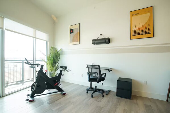 Unclassified image, 1 of 16, button - Skyline Views | Downtown | Gym Nook & Parking (Dallas)