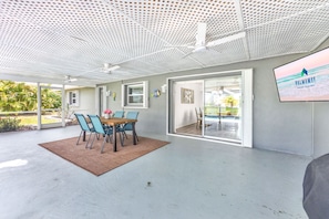 Unclassified image, 3 of 55, button - Dreams Away - Sleeps 10 Pool Golf Fun (Rotonda West)