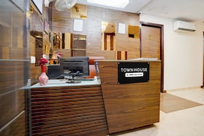 Unclassified image, 5 of 35, button - Townhouse Dashrathpuri Metro (Delhi)