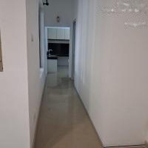SLAYAN-1 Delightful 2-bedroom apartment with AC in Gampaha with private parking