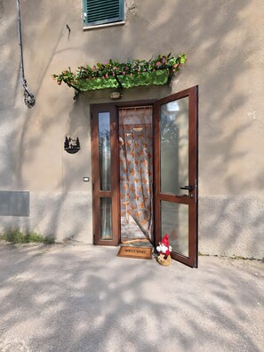 Immagine non classificata, 3 di 25, pulsante