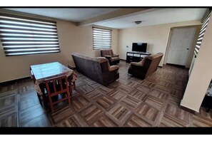 Unclassified image, 4 of 9, button - Vrbo Property (Ciudad Nezahualcóyotl)