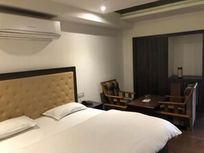 Unclassified image, 4 of 28, button - Hotel Rani Palace (Udaipur)