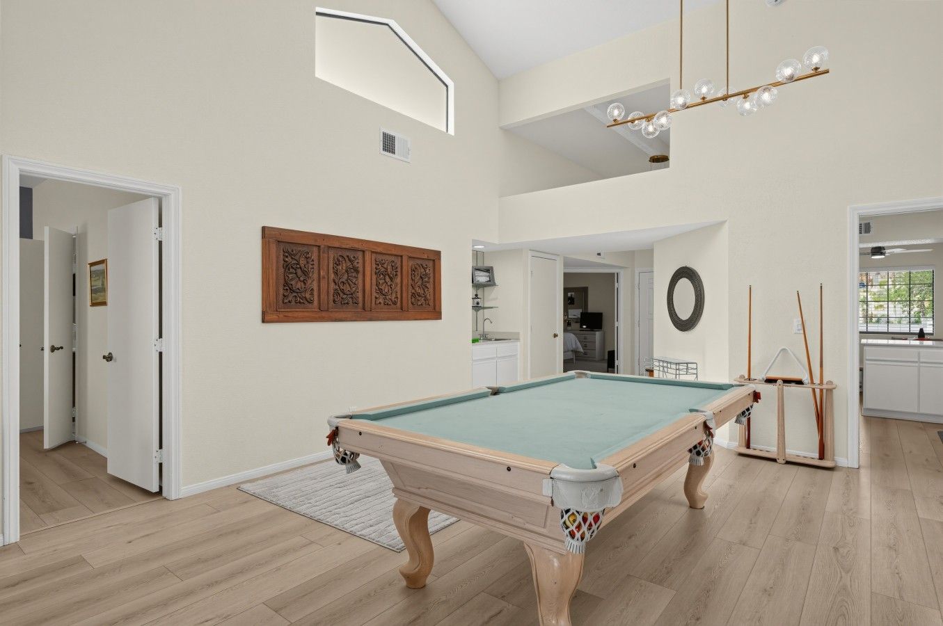 Game Room | Pool Table | Open Layout