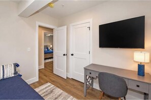 Unclassified image, 5 of 40, button - Luxury Waterfront Suite on Otis Reservoir - Unit 4 (Otis)