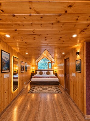 Unclassified image, 3 of 14, button - The Wood Inn (Reckong Peo)