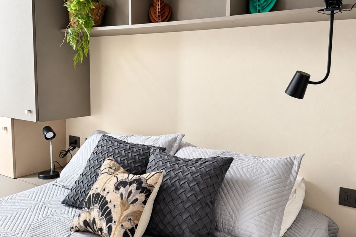 Căn hộ tiện nghi đơn giản, ban công, quang cảnh thành phố | Bàn ủi/dụng cụ ủi quần áo, truy cập Internet không dây miễn phí 