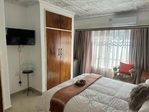 Ảnh chưa phân loại, 2 trong số 8 ảnh, nút