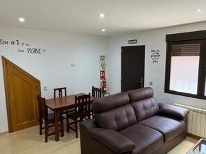Unclassified image, 2 of 20, button - Apartment 'Vut Ajates 32' with Wi-Fi (Ávila)