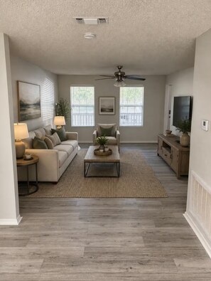 Living area - Charming Boyce Farmhouse (Boyce)