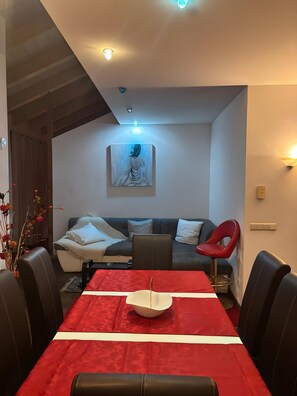 Unclassified image, 3 of 17, button - Apartment 'Bright with Big Terrace' with Mountain View, Wi-Fi and Air Conditioning (Sinigo)