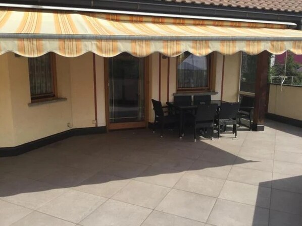 Unclassified image, 1 of 17, button - Apartment 'Bright with Big Terrace' with Mountain View, Wi-Fi and Air Conditioning (Sinigo)