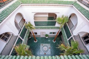 Property grounds - Riad Nah Nah & SPA (Marrakech)