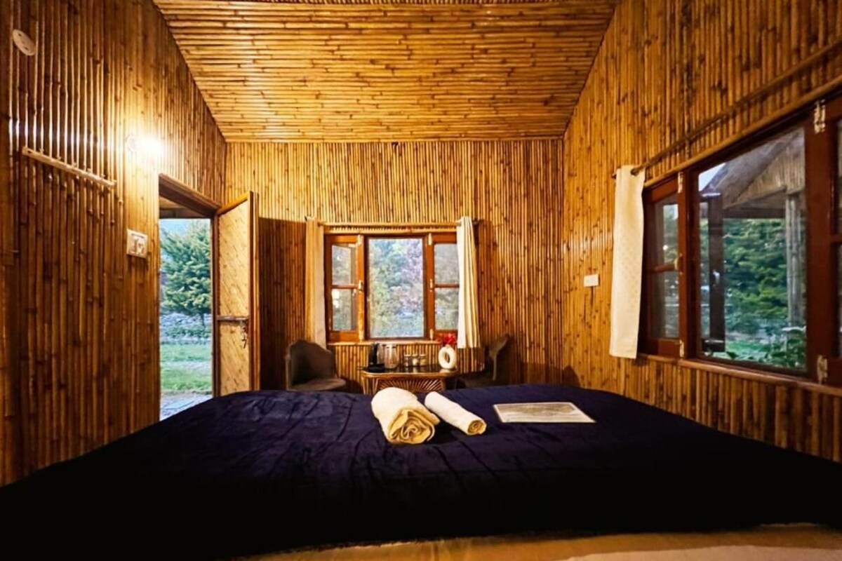 Chambre Double Classique, vue piscine