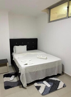 Unclassified image, 5 of 6, button - 302 Agenfor Condominium (Luanda)