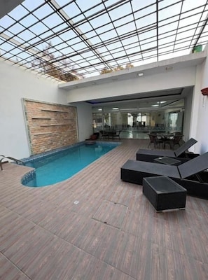 Piscina