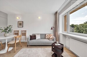 Unclassified image, 3 of 7, button - Top-floor 97m2, 2BR, Balcony & 2 parking spaces (Tallinn)