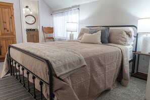 Unclassified image, 2 of 31, button - Spacious Arlington 5BR Sleeps 12 Near AT&T Stadium & Stovall Park (Arlington)