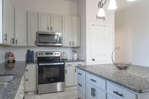 Unclassified image, 5 of 31, button - Spacious Arlington 5BR Sleeps 12 Near AT&T Stadium & Stovall Park (Arlington)