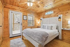 Unclassified image, 4 of 47, button - Rockin' Ridge Cabin, Near Dollywood, 3 Bedrooms, Sleeps 8 (Pigeon Forge)