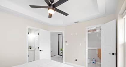 Renovated 2BR near DHR & McAllen