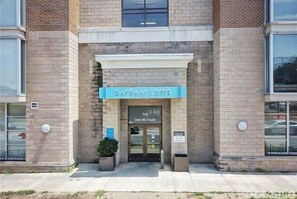 Exterior detail - Uptown Condo | Skyline Views + Walkable Third Ward (Charlotte)
