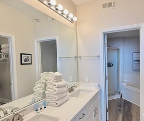 Unclassified image, 4 of 15, button - The Beacon - Lighthouse 812 Beachfront 8th floor, Sleeps 8, Owner Managed! (Gulf Shores)