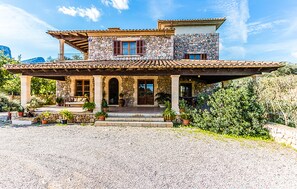 House - Gorgeous home in pollença pollença (POLLENÇA Pollença)
