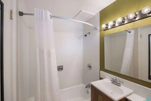 Unclassified image, 5 of 19, button - 3 Pet-Friendly Rooms w/ Free Breakfast & Parking | Seasonal Outdoor Pool (Painted Post)