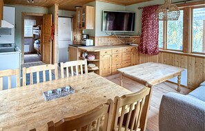 Unclassified image, 2 of 14, button - Nice home in Järpen with WiFi (Järpen)