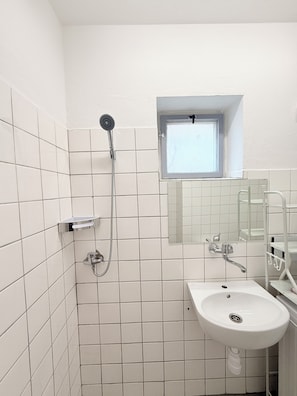 Nicht klassifiziertes Bild, 4 von 18, Schaltfläche