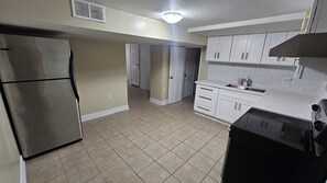 Unclassified image, 2 of 6, button - Spacious 2 bedroom Basement Apart |close to Airport (Toronto)