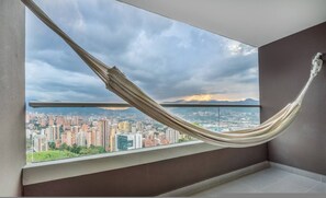 Room - Premium Extended Stay Comfort Location (Medellín)